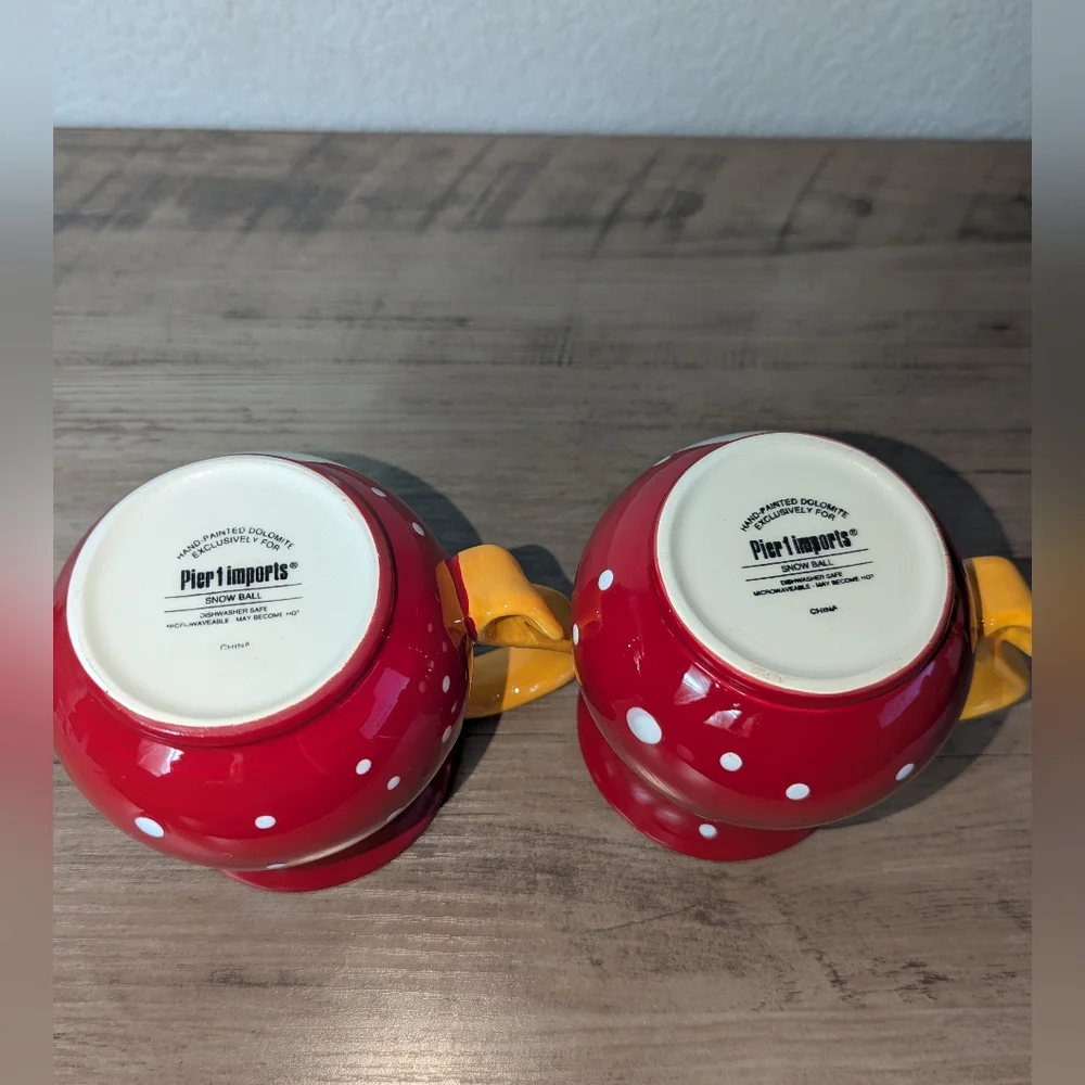 Pier 1 Imports  Christmas Snowman Coffee Mugs  Hand Painted Pair